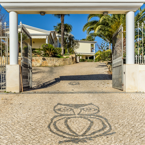 Mansão de Luxo - Luxury Villa